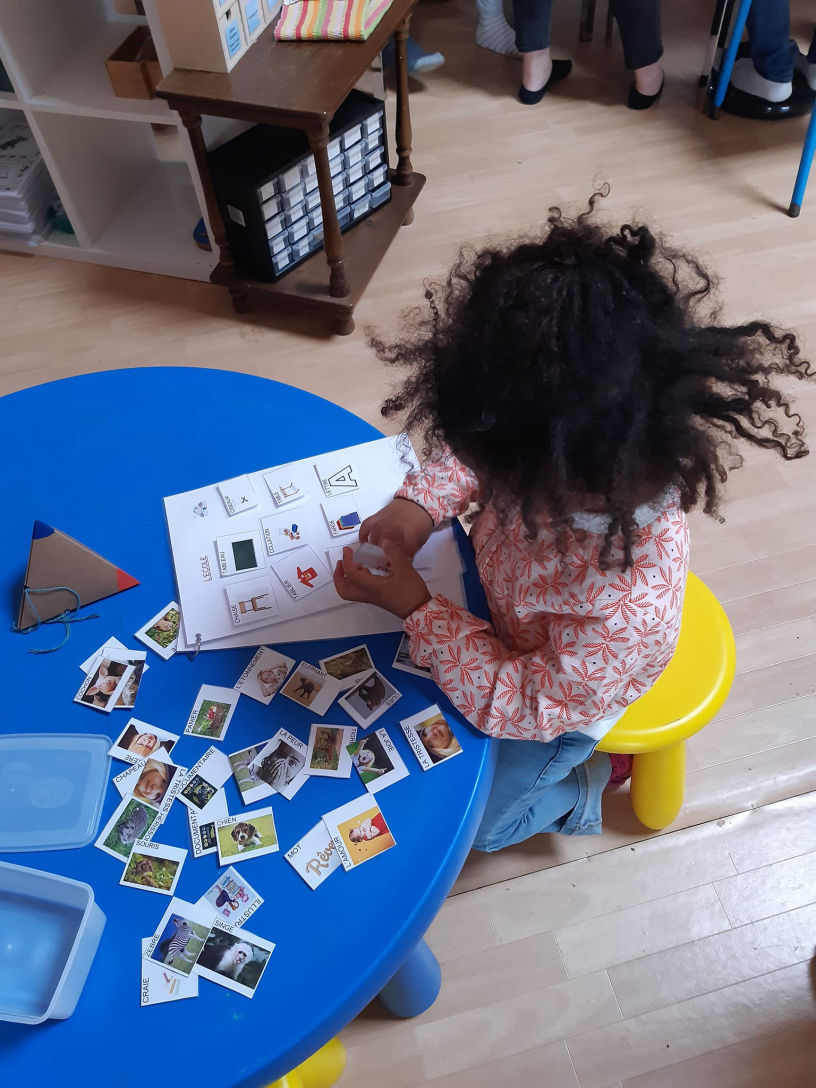 Prisches libre hors contrat